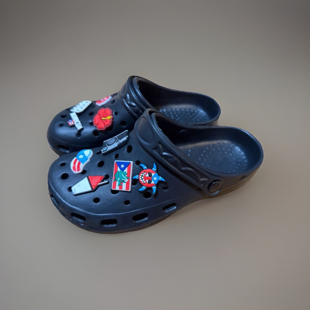 Puerto Rico Black Slides Shoe Charms Set Women Size 9 Boricua Accessories