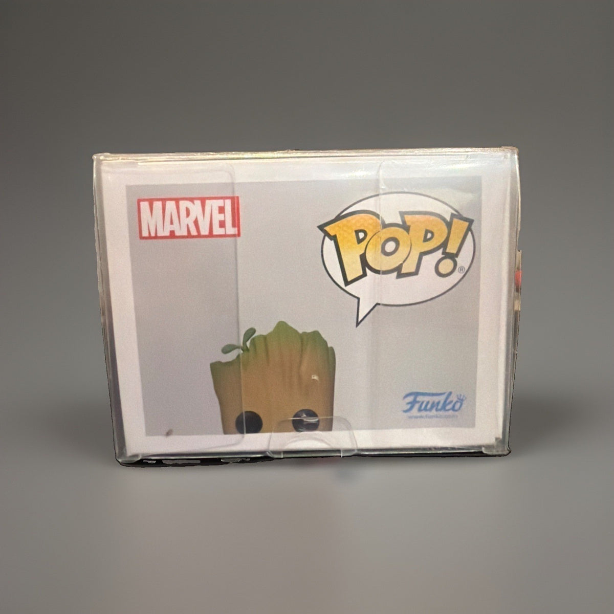 Funko Pop! Vinyl Marvel Groot 1192 Figure w/Protective Cover