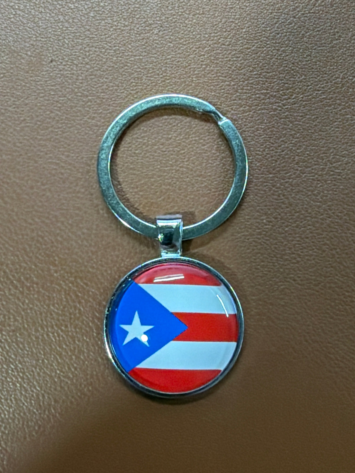 Puerto Rico Flag Round Keychain – Silver-Tone Key Ring
