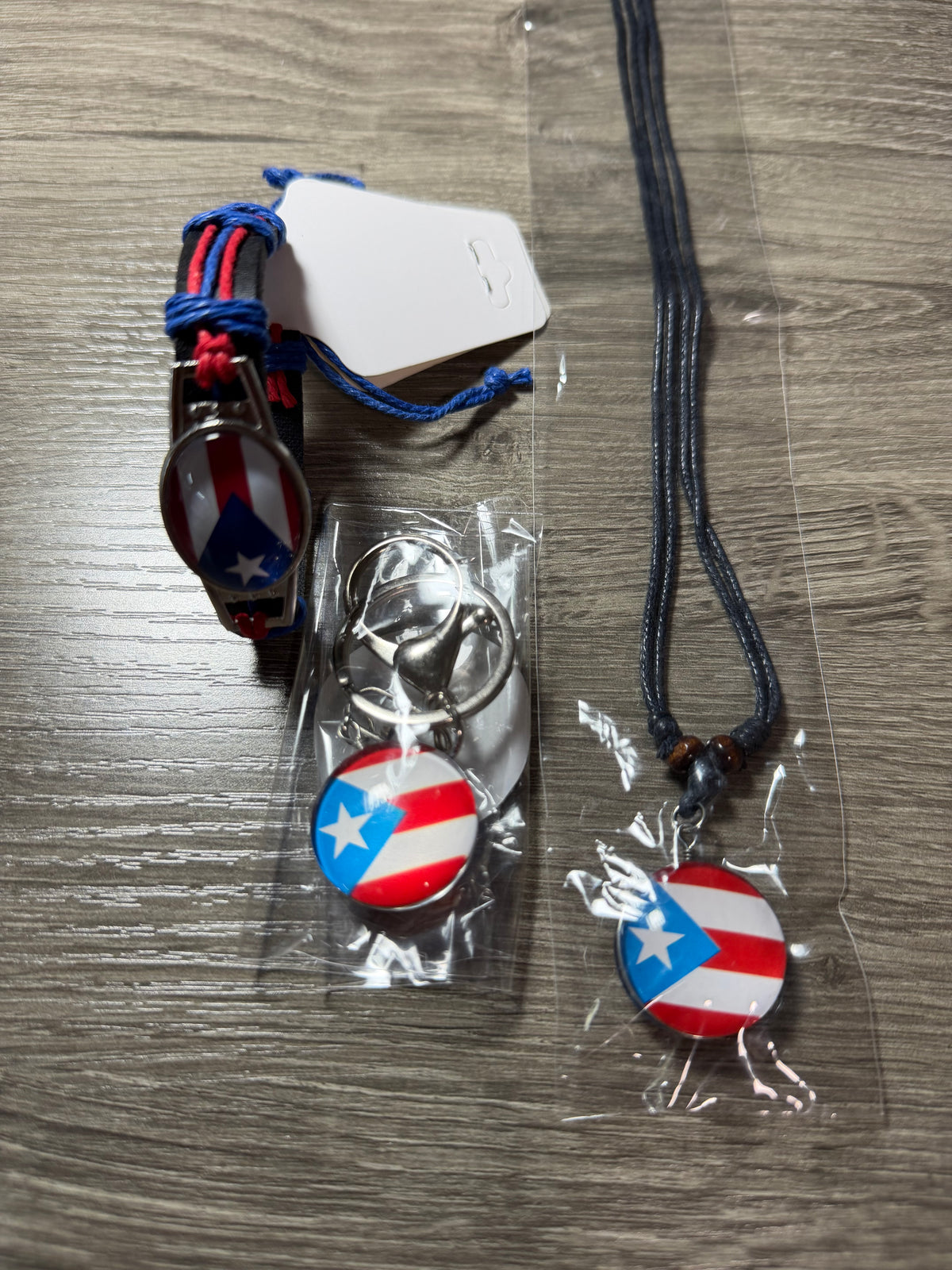 Puerto Rico 3-Piece Set – Flag Necklace, Bracelet & Keychain Bundle
